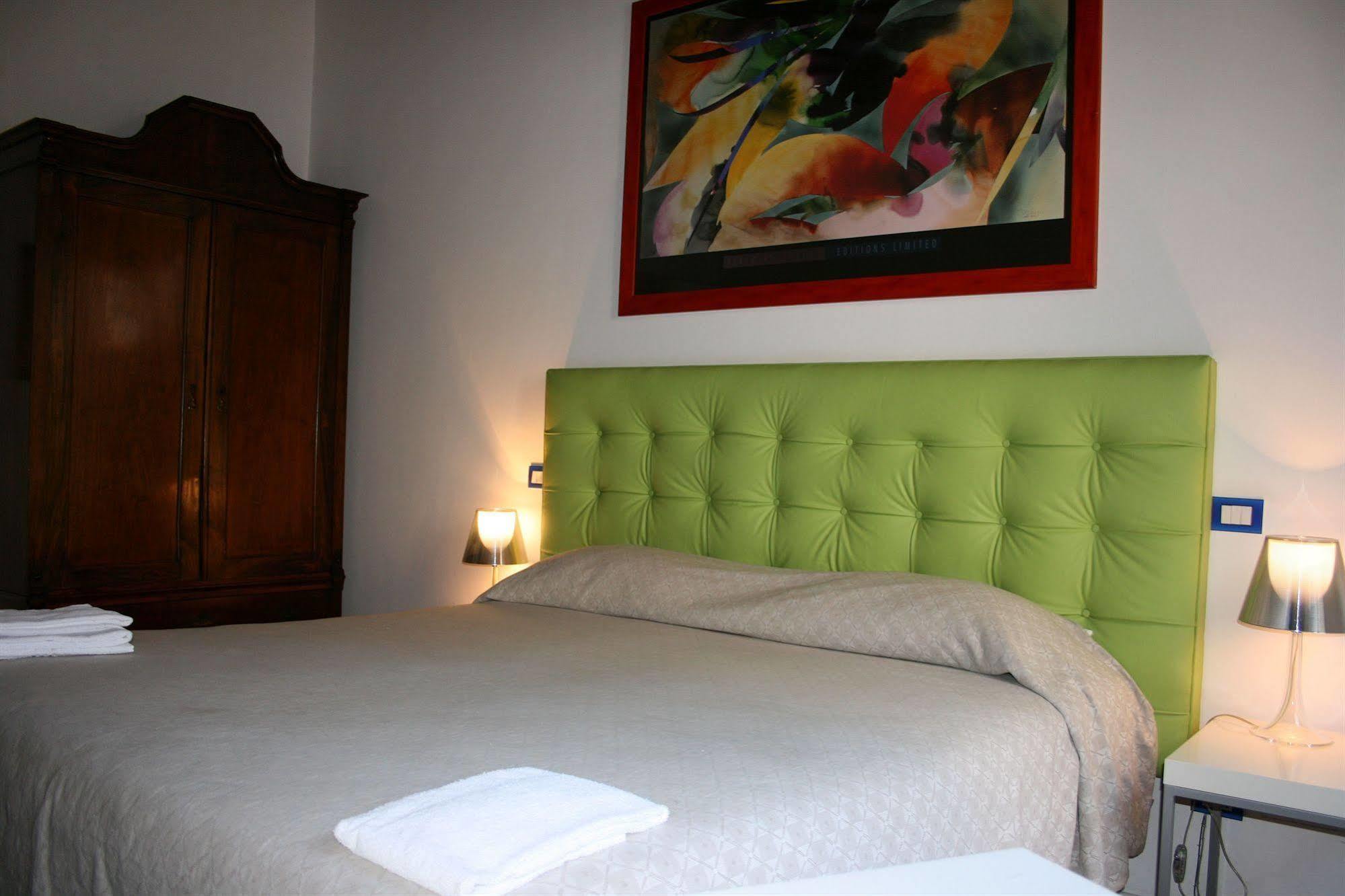 B&B Suburbe โรม ภายนอก รูปภาพ